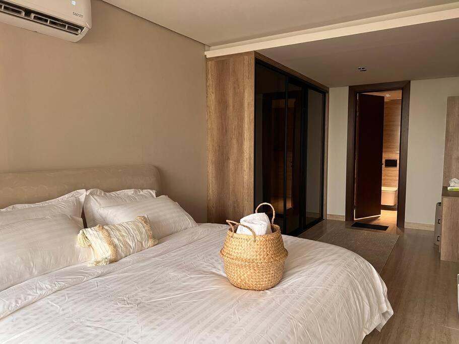 Luxury With Self Check-in Apartment *